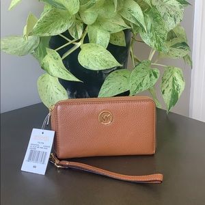 Michael Kors Wallet/Wristlet NWT